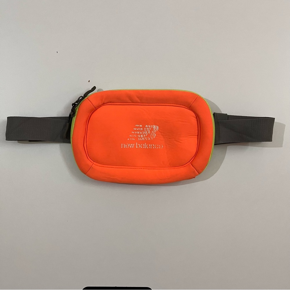 New Balance Waist Bag/Fanny Pack - Picture 3 of 5